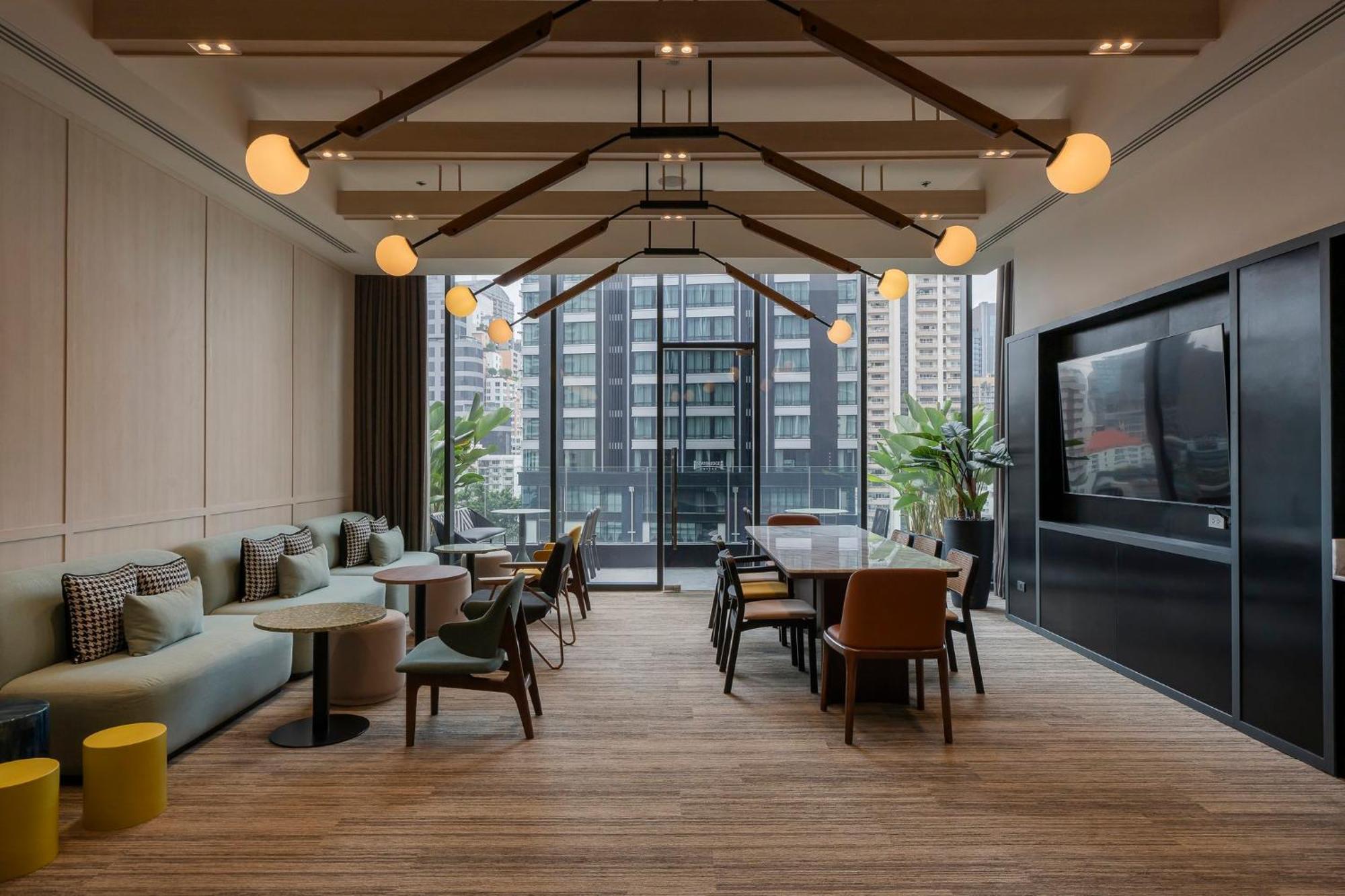 Staybridge Suites Bangkok Sukhumvit By Ihg Kültér fotó