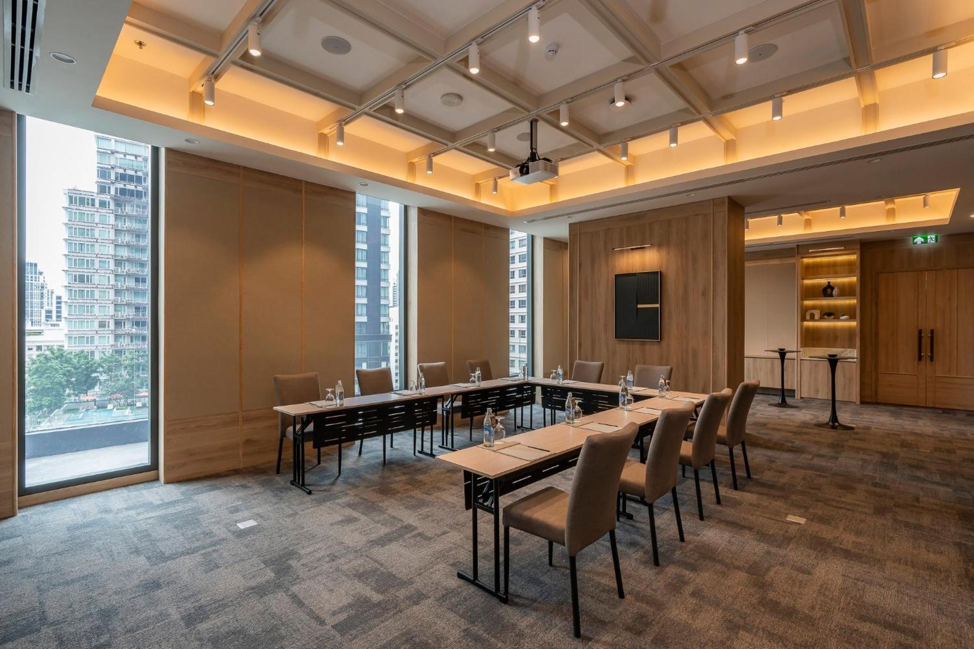 Staybridge Suites Bangkok Sukhumvit By Ihg Kültér fotó
