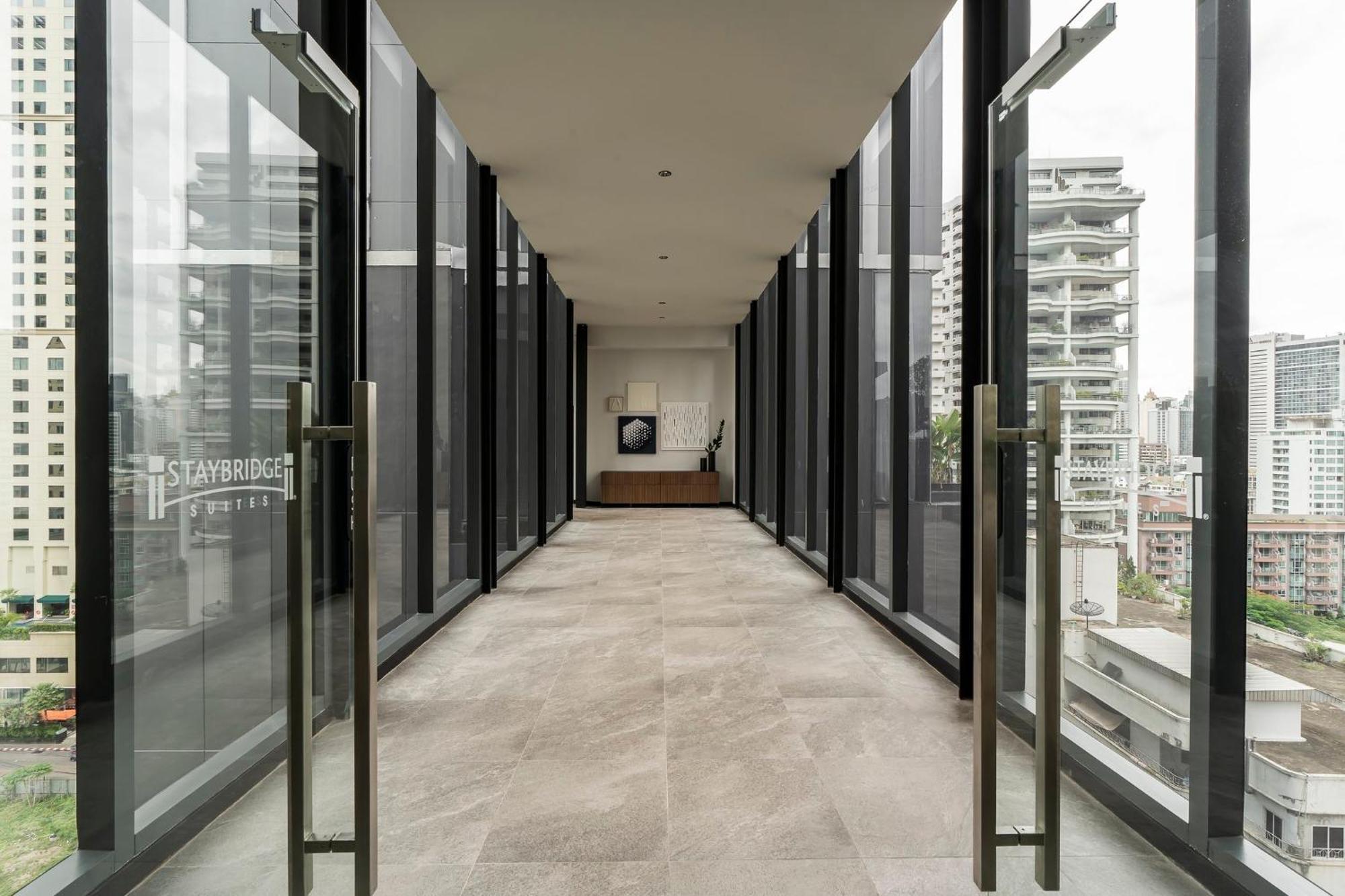 Staybridge Suites Bangkok Sukhumvit By Ihg Kültér fotó
