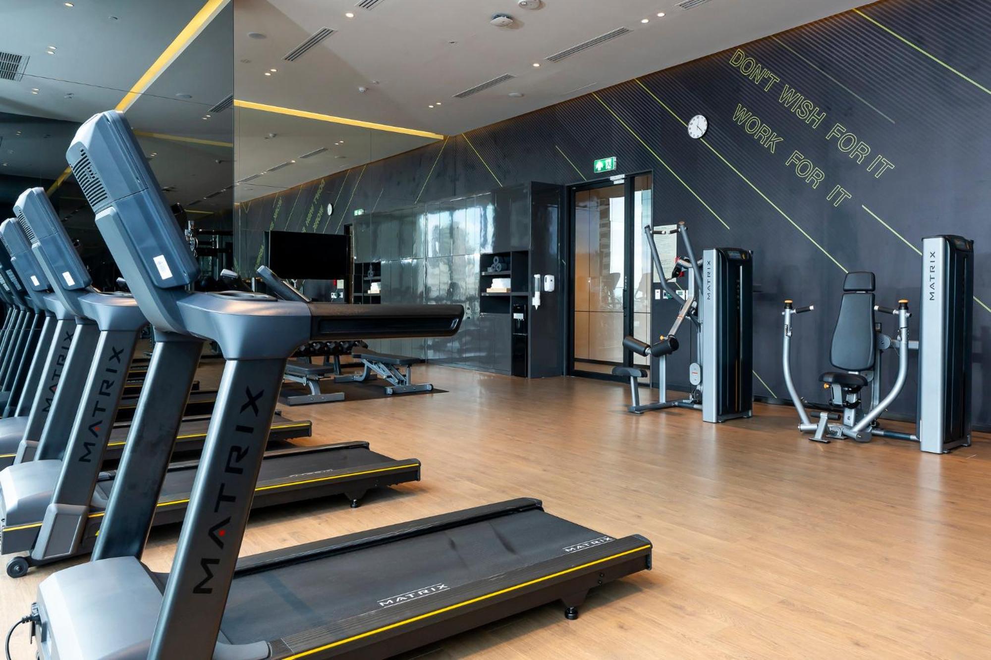 Staybridge Suites Bangkok Sukhumvit By Ihg Kültér fotó