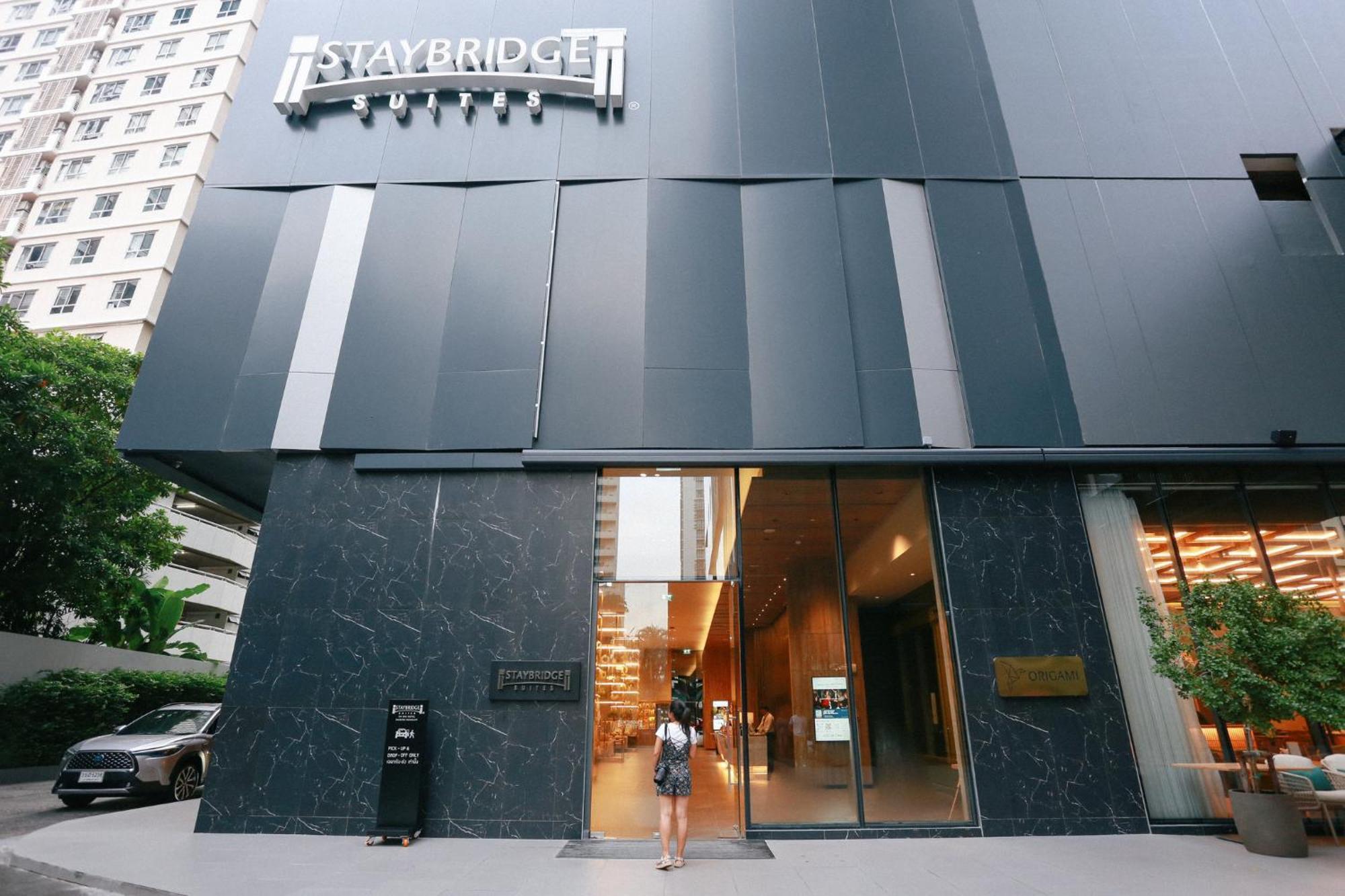 Staybridge Suites Bangkok Sukhumvit By Ihg Kültér fotó